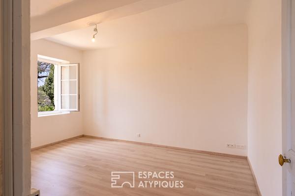 Mas authentique au coeur d’une oliveraie