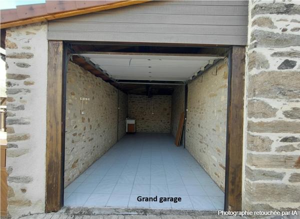 Maison de village de caractère avec 3 chambres terrasse et garage à St Constant - Fournoulès