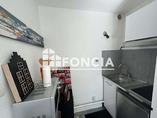 Location Studio meublé 30.13 m² - 541 COURS DE LA LIBERATION Talence 33400