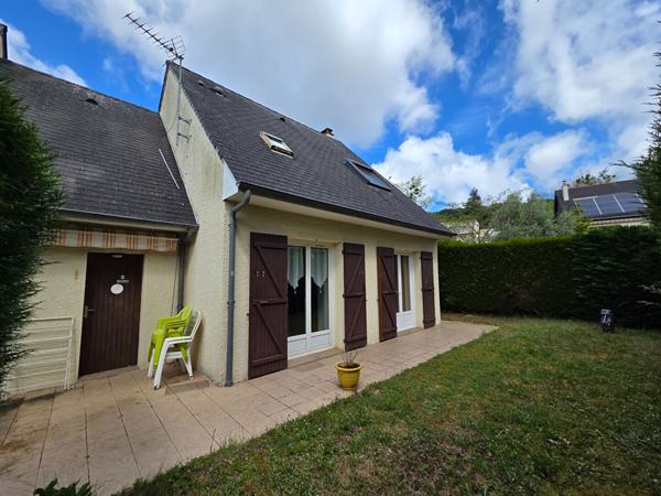 Maison 4 pièces avec 3 chambres, bureau, garage, jardin et terrasse proche centre-ville du Mans