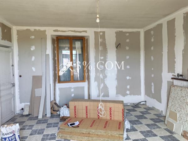 Maison
                                                                                                                                                                                                                                                                                                                        6 pièce(s)                                                                                                                                                                                                          3 chambre(s)                                                                                                                                                                                                          109.62  m²