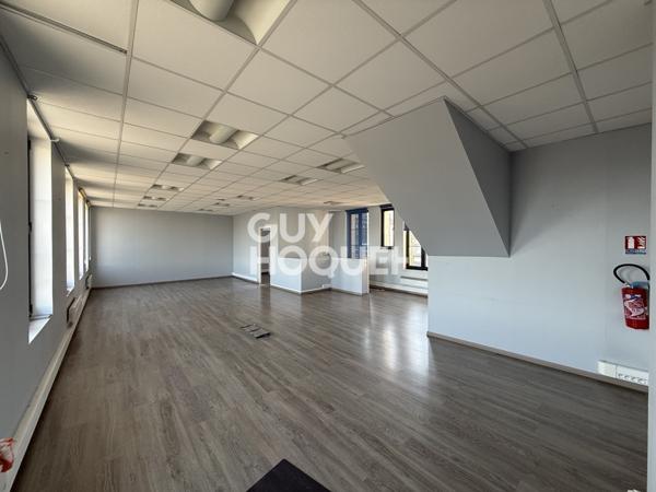 SAINTE ANNE PROXIMITÉ GARE ET CENTRE VILLE - IMMEUBLE D'ENVIRON 180M²