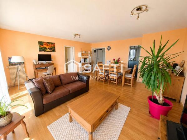 Appartement lumineux 3 pièces avec double cave