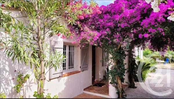 Maison à vendre  8 pièces - 237 m2 STE MAXIME - 83