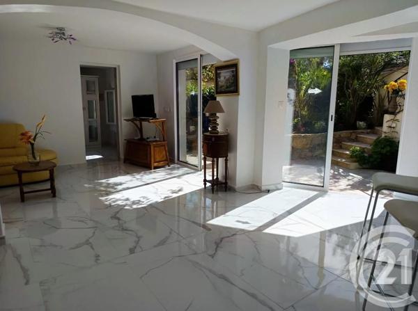 Maison à vendre  8 pièces - 237 m2 STE MAXIME - 83