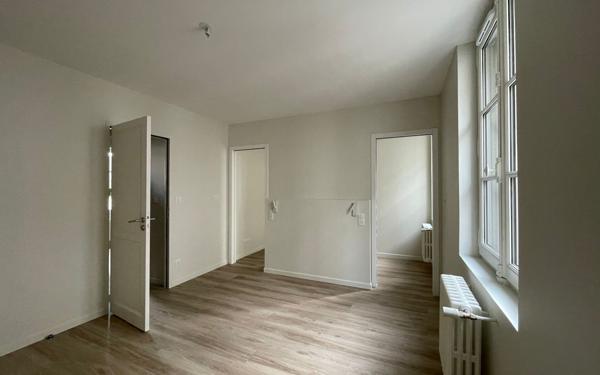 Maison à louer    5 pièces •  Tours