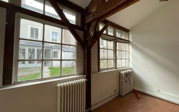 Maison à louer    5 pièces •  Tours