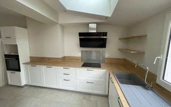 Maison à louer    5 pièces •  Tours