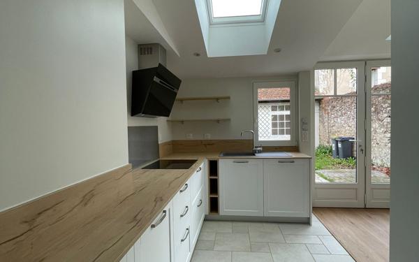 Maison à louer    5 pièces •  Tours