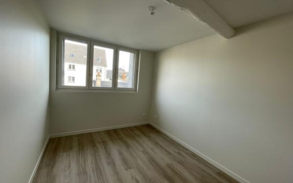 Maison à louer    5 pièces •  Tours