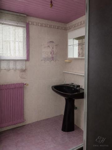 Maison familiale à Bergerac avec sous-sol total et beau potentiel