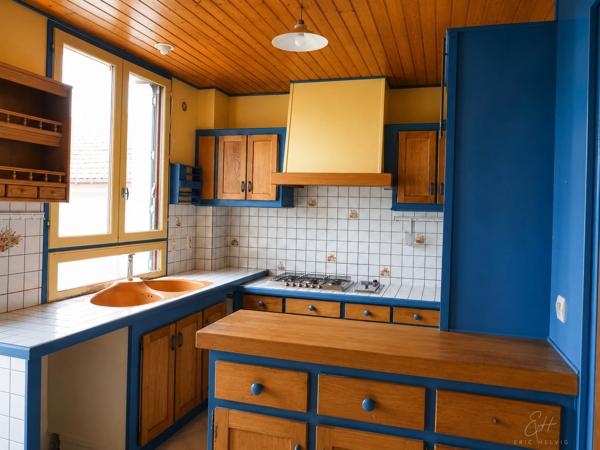 Maison familiale à Bergerac avec sous-sol total et beau potentiel