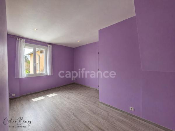 Maison de ville 228M2, 4 chambres, cour et terrasse