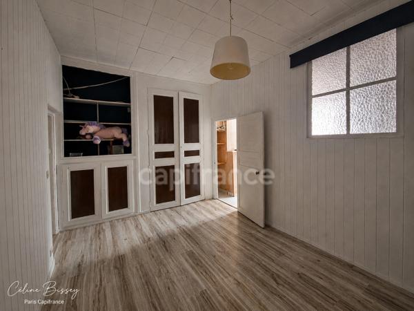 Maison de ville 228M2, 4 chambres, cour et terrasse