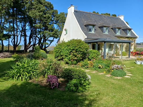 Plougasnou (29630) Plougasnou, le Diben, grande maison 5ch vue mer entièrement rénovée, parc de 5400 m2 constructible.