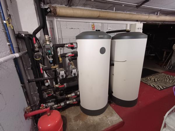 Plougasnou (29630) Plougasnou, le Diben, grande maison 5ch vue mer entièrement rénovée, parc de 5400 m2 constructible.