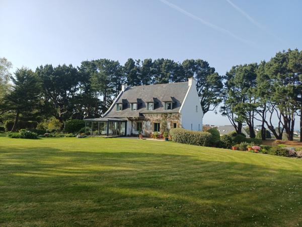 Plougasnou (29630) Plougasnou, le Diben, grande maison 5ch vue mer entièrement rénovée, parc de 5400 m2 constructible.