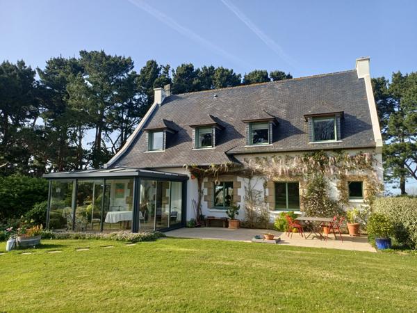 Plougasnou (29630) Plougasnou, le Diben, grande maison 5ch vue mer entièrement rénovée, parc de 5400 m2 constructible.