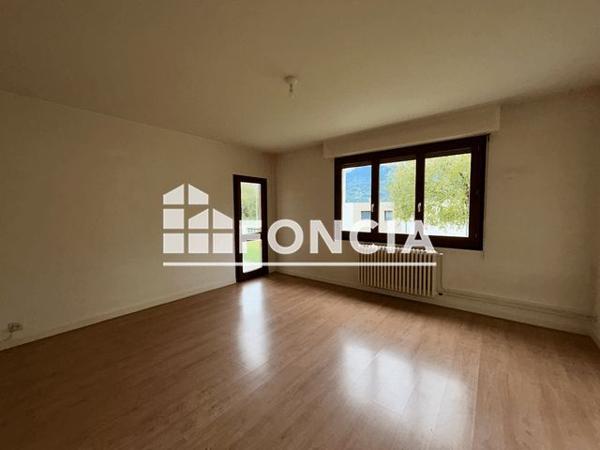 Location Appartement 4 pièces 80.5 m² - 2 ALLEE DES SPORTS Frontenex 73460