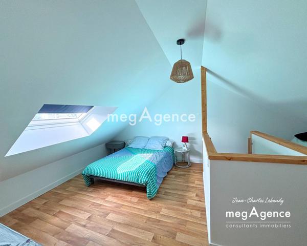 Maison à JULLOUVILLE, 50610 - 7 pièces 180m²