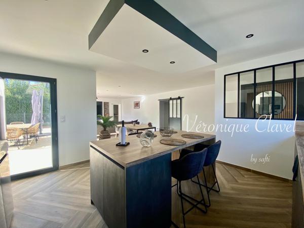 Villa contemporaine de 114m2 posée sur un terrain de 640m2