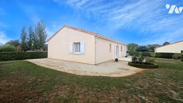 A vendre à CHAUNAY (86510), Un pavillon de plain-pied de 85m² au sein d'un terrain clos de 985m²