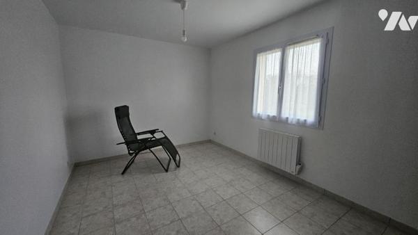 A vendre à CHAUNAY (86510), Un pavillon de plain-pied de 85m² au sein d'un terrain clos de 985m²