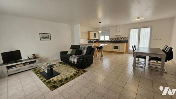 A vendre à CHAUNAY (86510), Un pavillon de plain-pied de 85m² au sein d'un terrain clos de 985m²