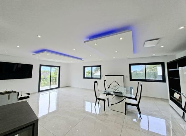 Maison à vendre 1 442 000 € Chambéry 8 p 261 m² DPE A