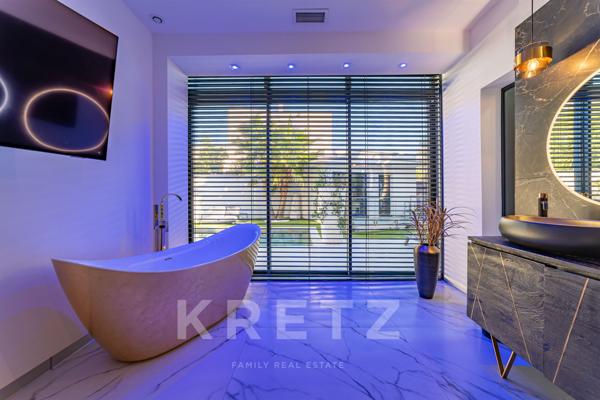 Villa contemporaine en bord de mer