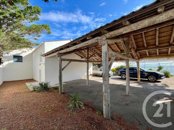 Maison à vendre  8 pièces - 314 m 2   ST HILAIRE DE RIEZ  - 85