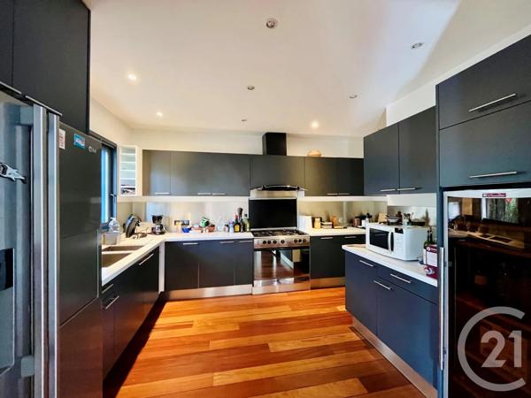 Maison à vendre  8 pièces - 314 m 2   ST HILAIRE DE RIEZ  - 85