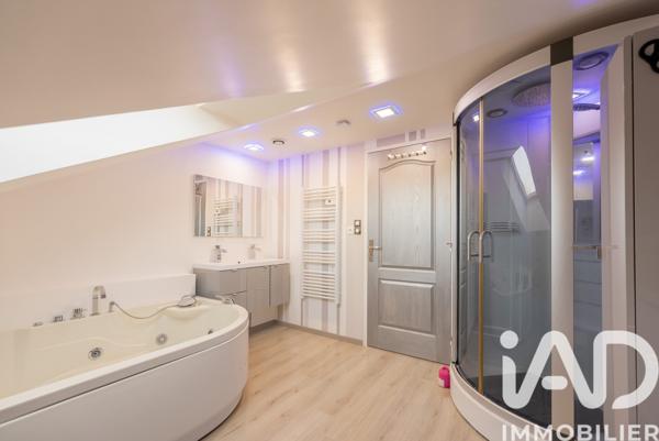 Maison à vendre 6 pièces 150 m² Sécheval