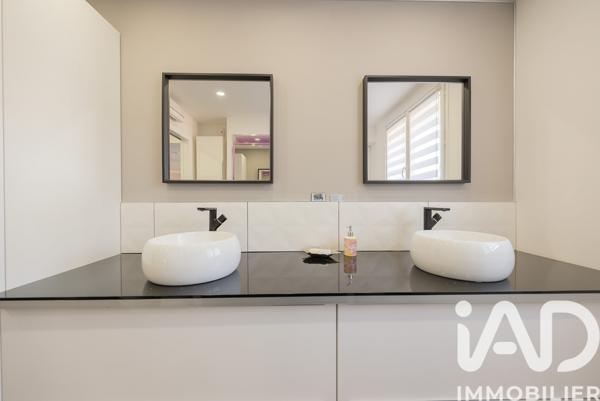 Maison à vendre 6 pièces 150 m² Sécheval