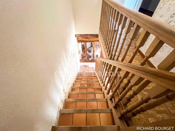 Maison en pierres de 4 chambres avec une dépendance,  SAINTE MARIE DE RE - 17740
