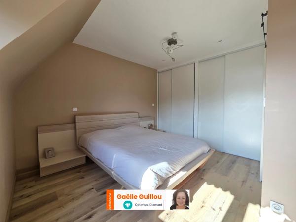 SAINT POL DE LEON Maison 4 pièces Vie de plain pied - Accès direct au centre ville - Jardin clos