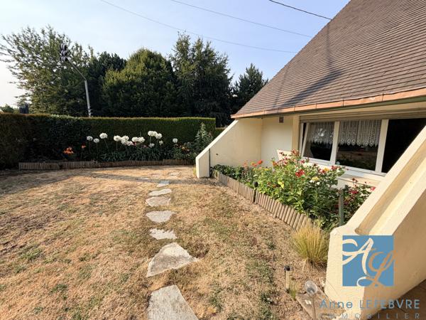 EXCLUSIVITÉ ! MAISON de 6 pièces avec GARAGE et JARDIN