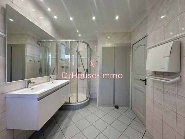 Maison à vendre 7 pièces de 236 m²