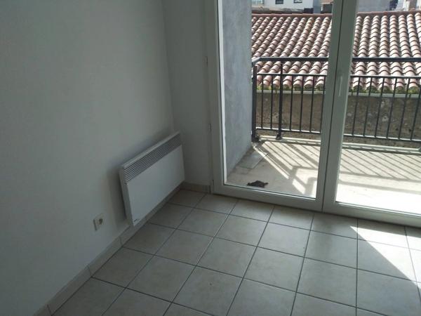 Location                                                      Appartement
                        
                     2 pièces                      40 m2                     à Perpignan