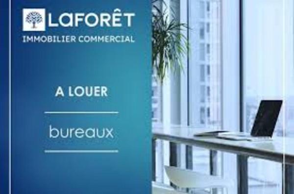 Location bureau Cognac - 150 m² - 1 000 €/mois