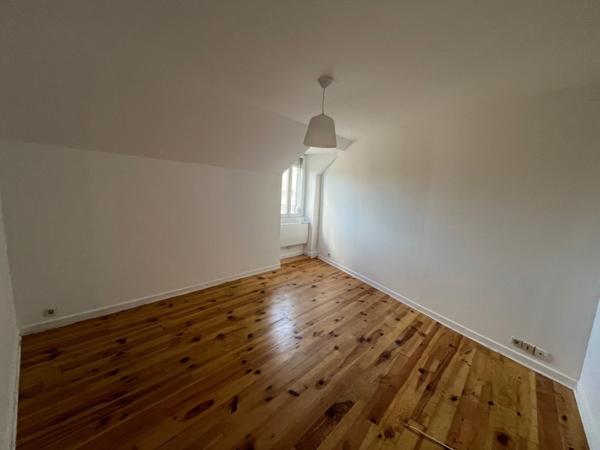 Maison à louer 840 € CC Plestin-les-Grèves 5 p 90 m² DPE D