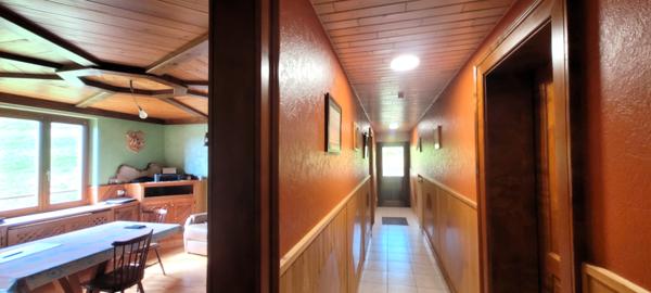 Soultzeren (68140) Exceptionnel : Maison + granges + garage + atelier sur 56,71 de terrain