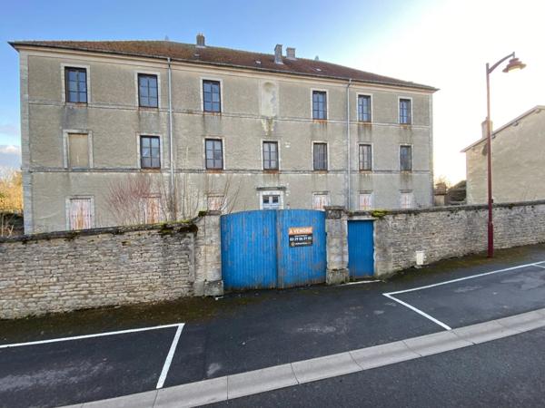 Vente Immeuble à Dainville-Bertheléville