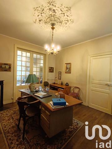 Maison à vendre 7 pièces 139 m² Angers