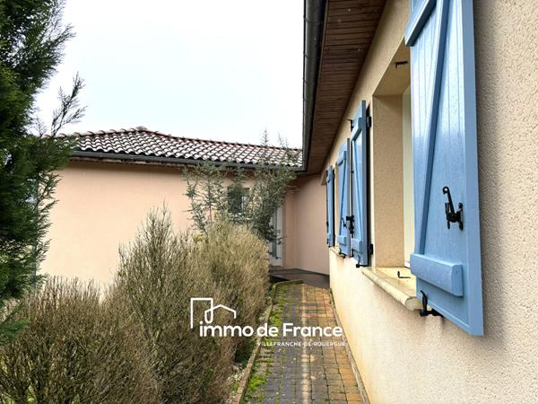 Pavillon de plain-pied de 155 m² avec dépendance et terrain clos