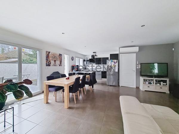 Maison récente (2018) 115 m² sur Chavanoz avec grand terrain - Confort et tranquillité assurés