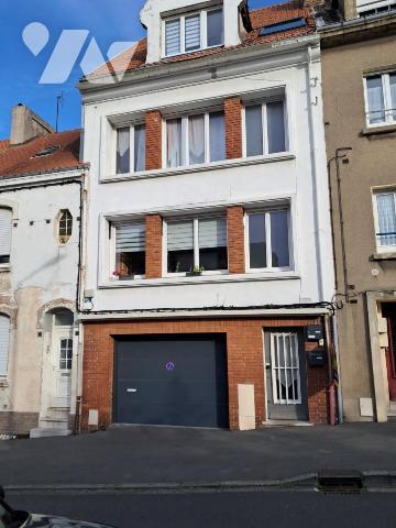 BOULOGNE SUR MER A VENDRE APPARTEMENT AVEC PARKING CAVE ET JARDIN