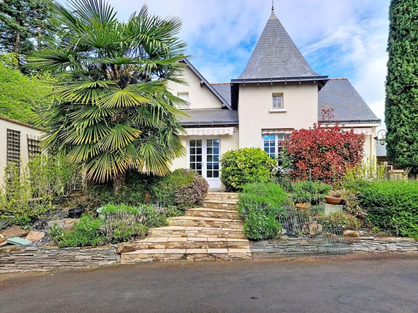 Maison Montreuil Juigne 5 pièce(s)