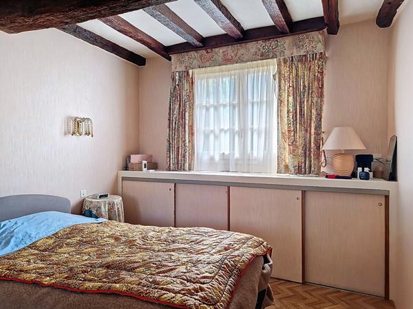 Maison Montreuil Juigne 5 pièce(s)