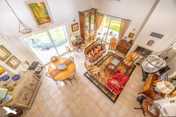 Maison 605 166 € Périgny 6 p 160 m² DPE D